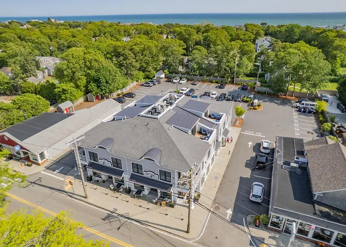 Luxury Downtown Harwich Port Condo Retreat